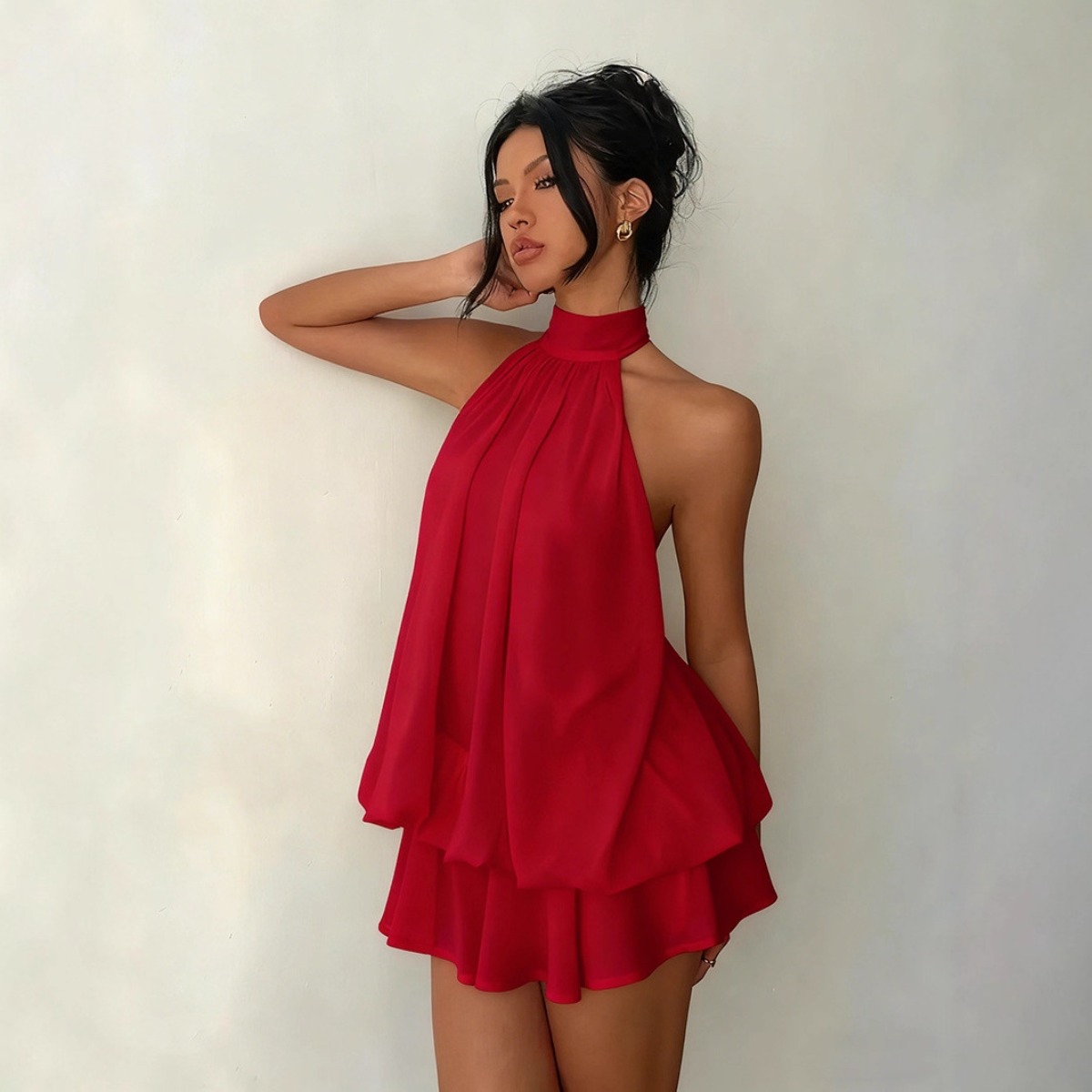 Gaun Wanita dengan Kerah Halte - Y2K Backless Halter Mini Dress ulasan dan harga